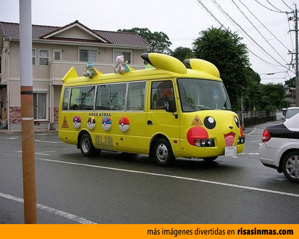 autobus-pikachu.jpg