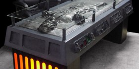 Mesa de escritorio: Han Solo congelado en Carbonita