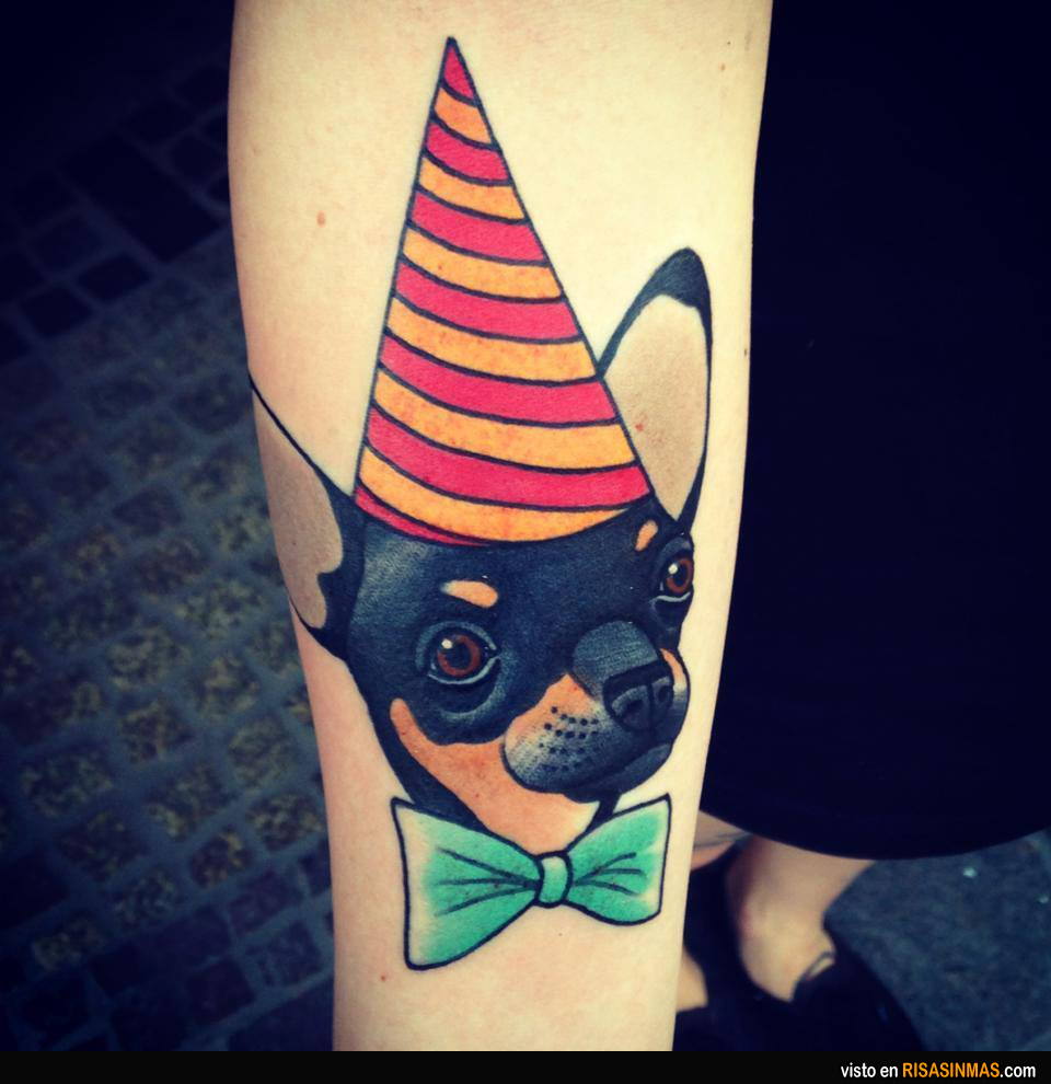 Un divertido tatuaje de tu perrete