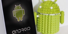 Andy la mascota de Android hecho con LEGO