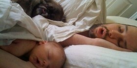 La familia que duerme unida...