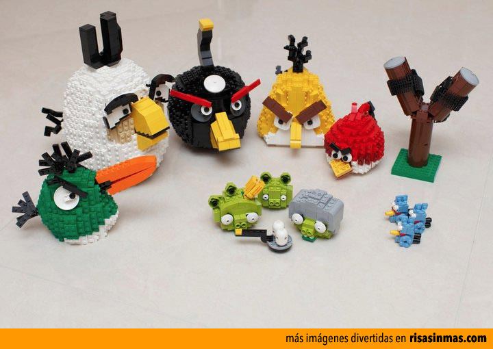 Personajes Angry Birds hechos con LEGO