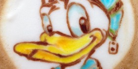 Latte Art: Pato Donald
