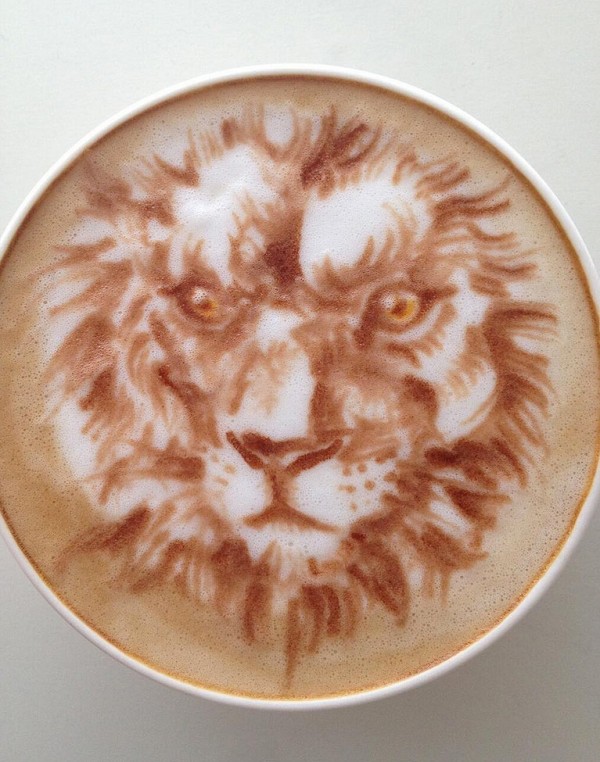 Latte Art: León