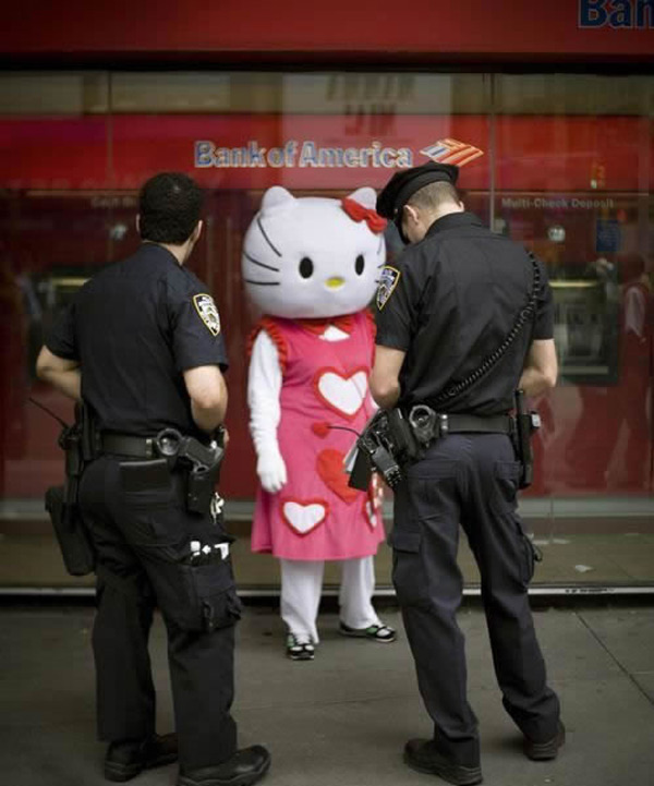 Hello Kitty detenida